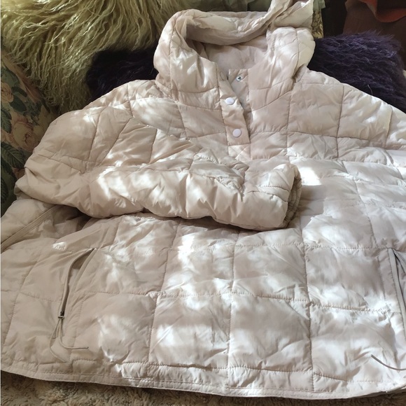 Shorty Pullover Hooded Puffer Jacket - Picture 1 of 7
